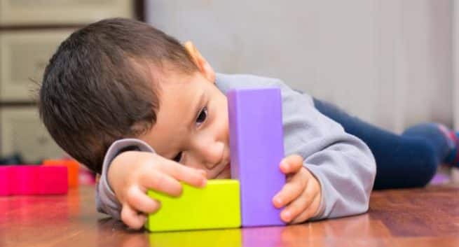 Signs of autism in children aged 12 â 18 months